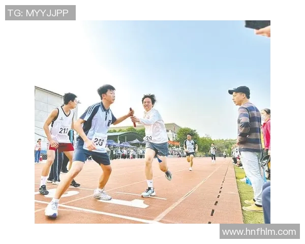 打造个性化足球明星海报墙贴壁纸让你的空间充满运动激情与活力 打造个性化足球明星海报墙贴壁纸让你的空间充满运动激情与活力